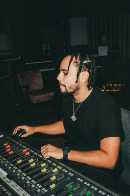 BENEDICT MEYER ZU STROHE